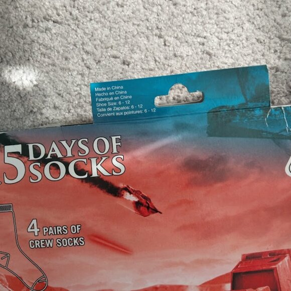 Men's Star Wars 15 Days of Socks Advent Calendar - Picture 4 of 4